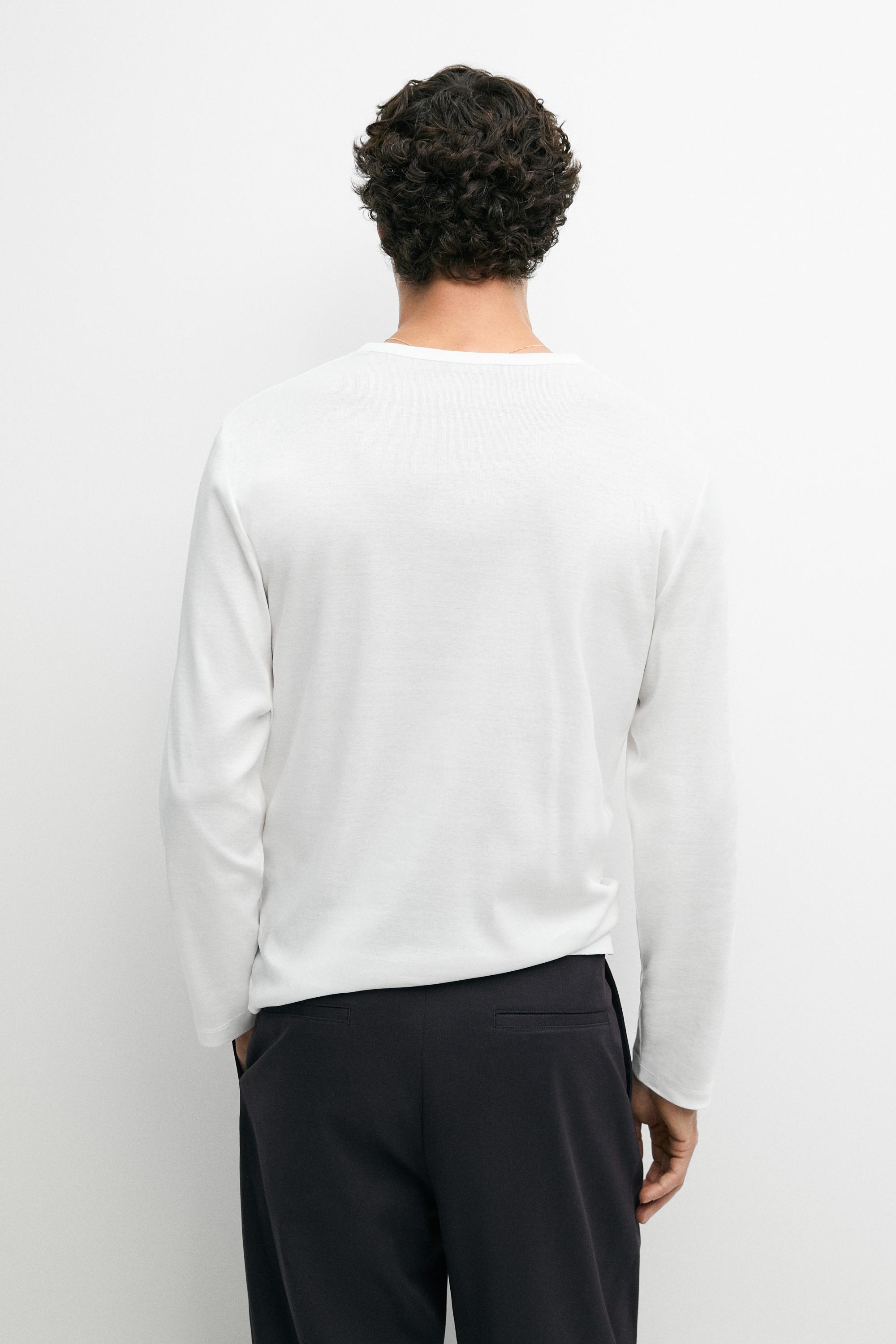 100% cotton long sleeve henley T-shirt